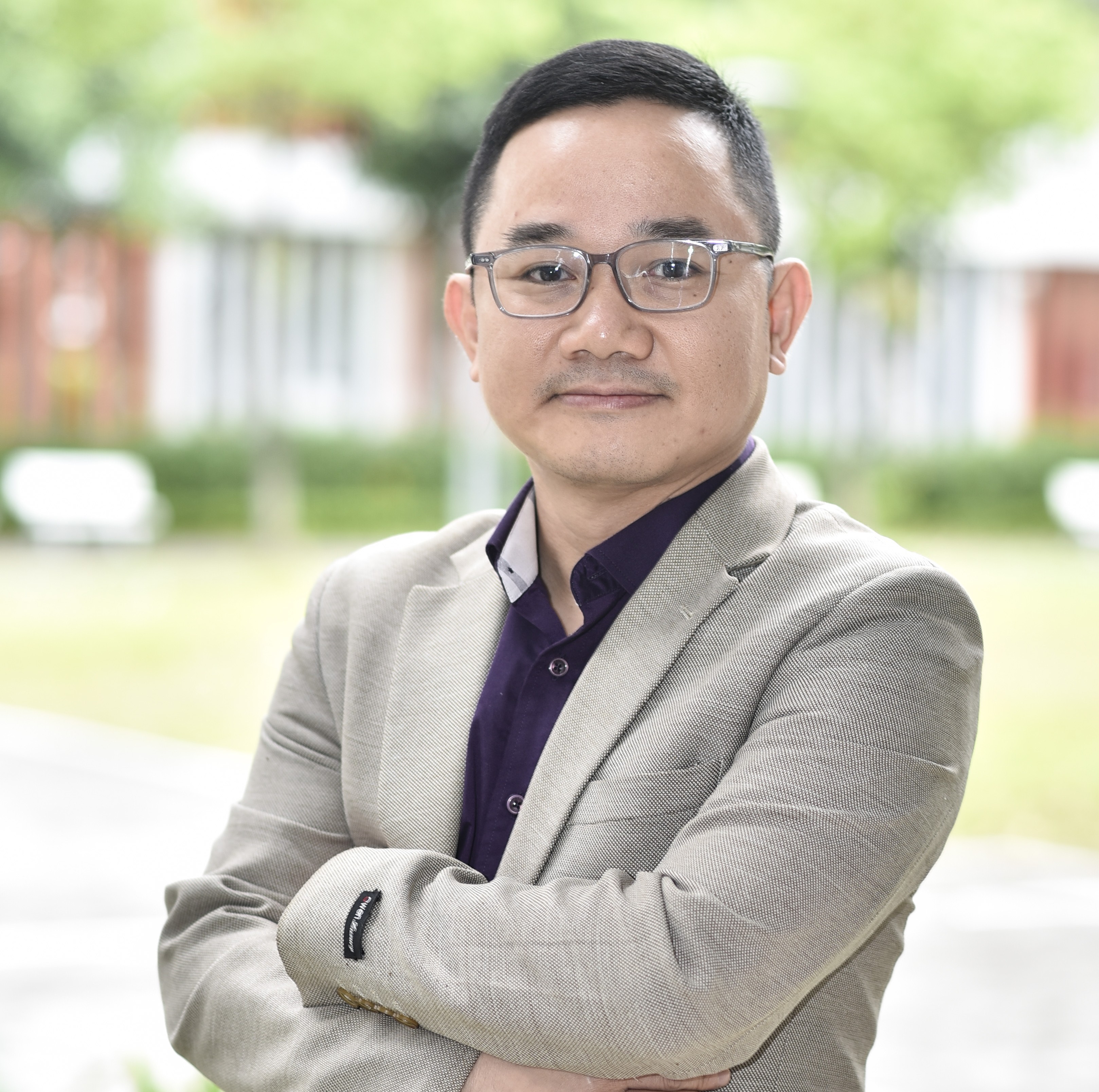 Ảnh Prof. Duc-Tan Tran